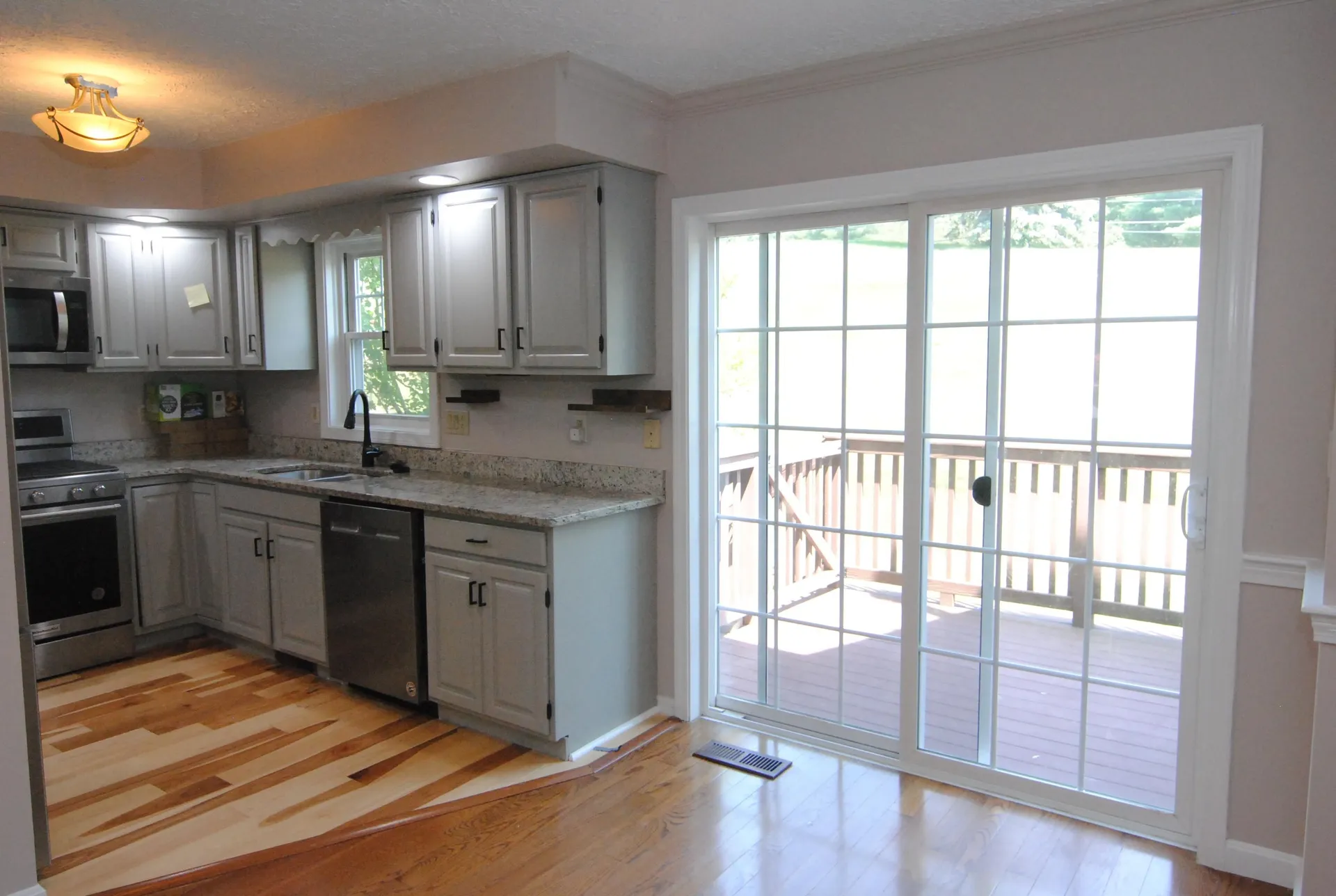 25 Cadogan Way Nashua NH 03062