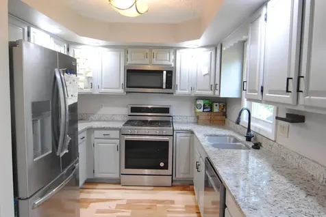 25 Cadogan Way Nashua NH 03062