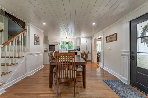 25 Charleston Avenue Londonderry NH 03053-3533