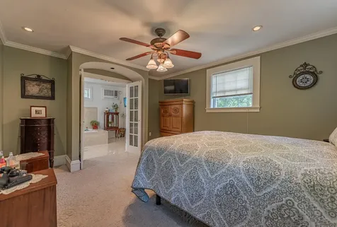 25 Charleston Avenue Londonderry NH 03053-3533