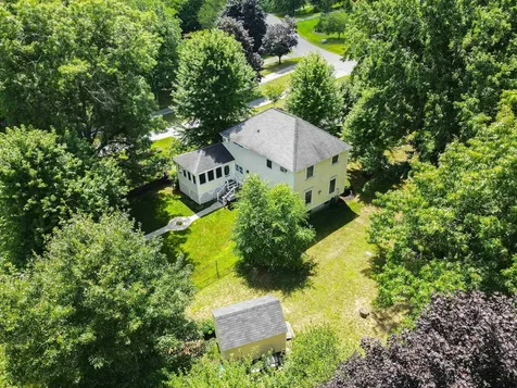 25 Charleston Avenue Londonderry NH 03053-3533