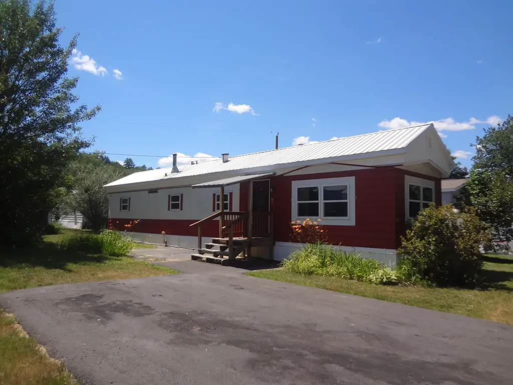303 Old Lakeshore Road Gilford NH 03249