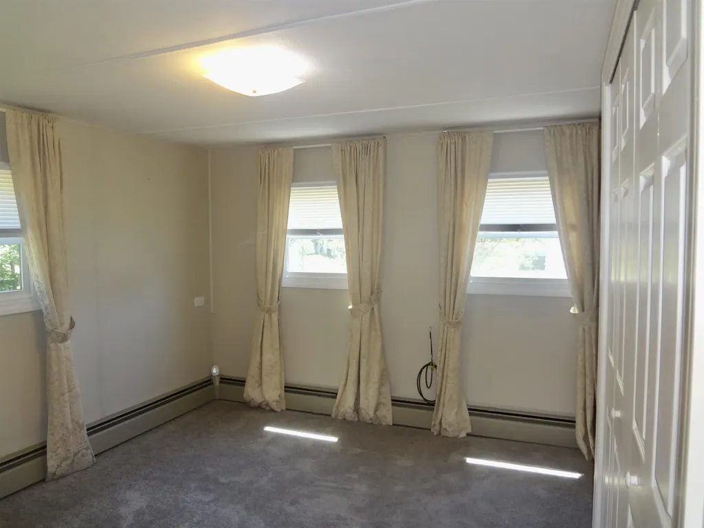303 Old Lakeshore Road Gilford NH 03249