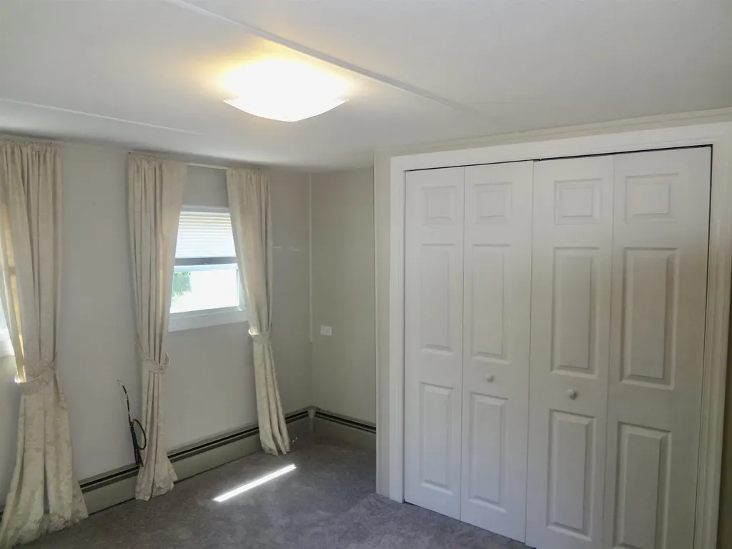 303 Old Lakeshore Road Gilford NH 03249
