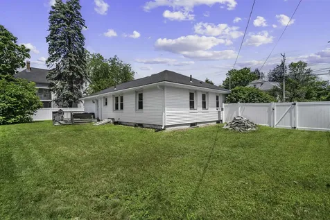 222 Calef Road Manchester NH 03103