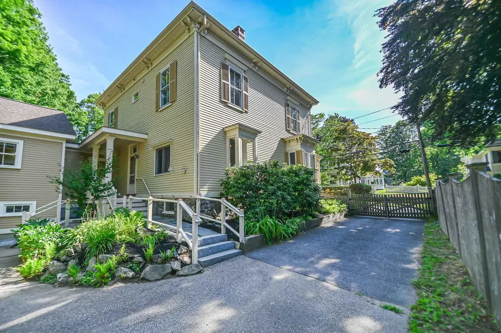 183 Miller Avenue Portsmouth NH 03801