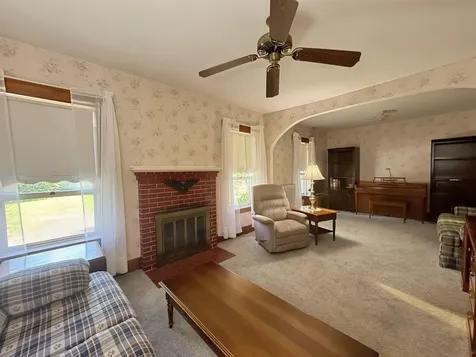 260 Pleasant Street Claremont NH 03743