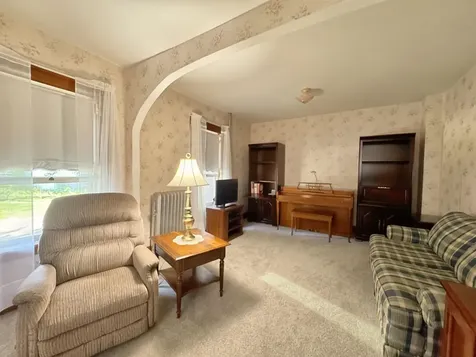 260 Pleasant Street Claremont NH 03743