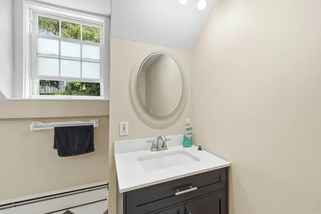194 Malletts Bay Avenue Winooski VT 05404