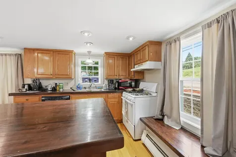 194 Malletts Bay Avenue Winooski VT 05404