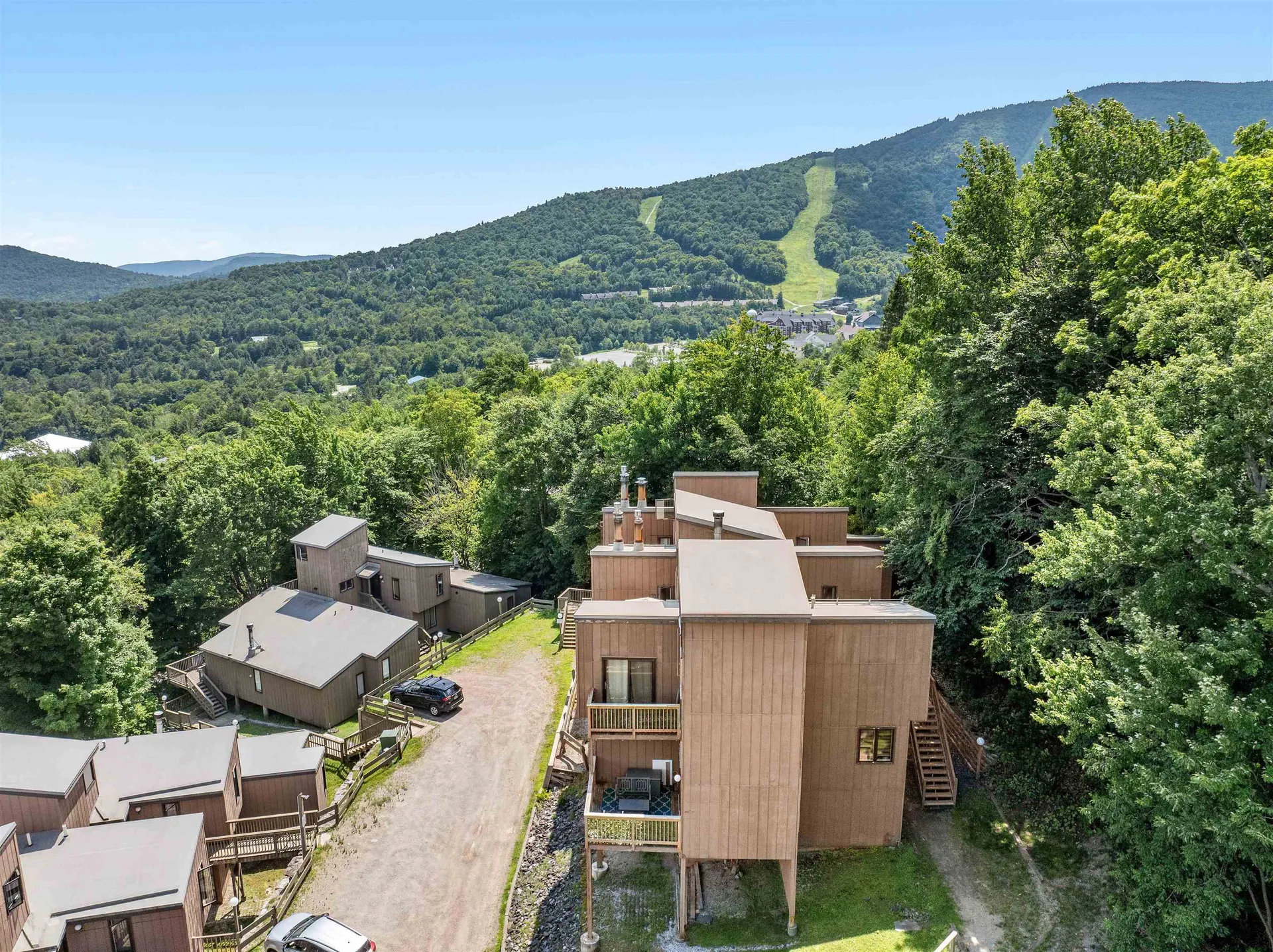 50 Hobbit Hill Warren VT 05674