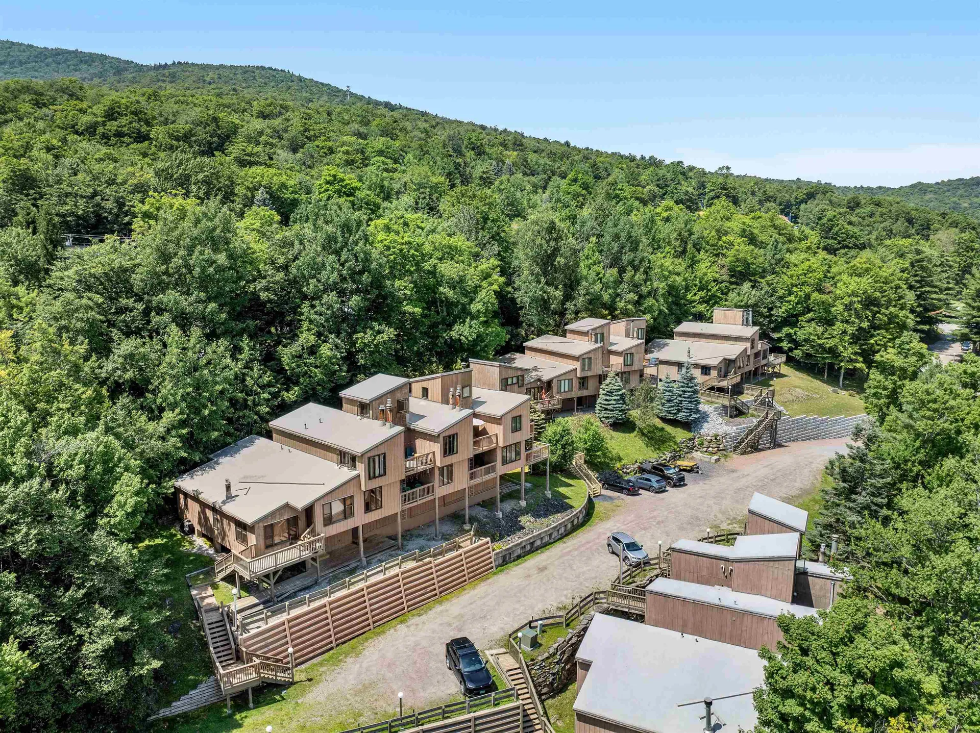 50 Hobbit Hill Warren VT 05674