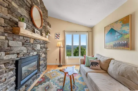 50 Hobbit Hill Warren VT 05674