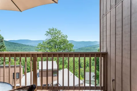 50 Hobbit Hill Warren VT 05674