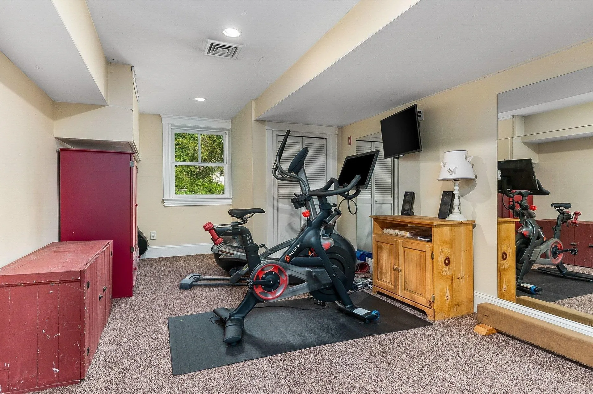 7 Shaw Road Portsmouth NH 03801
