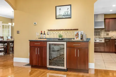 7 Shaw Road Portsmouth NH 03801
