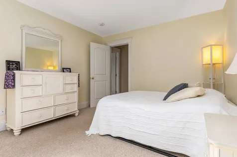 7 Shaw Road Portsmouth NH 03801