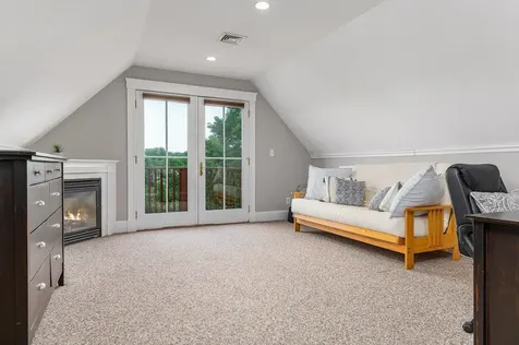 7 Shaw Road Portsmouth NH 03801