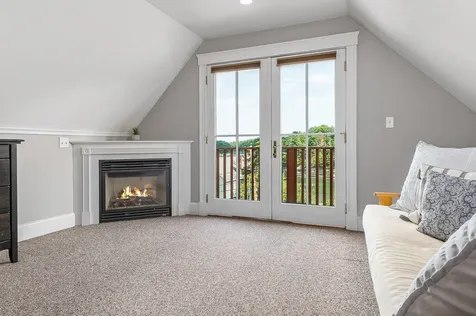 7 Shaw Road Portsmouth NH 03801