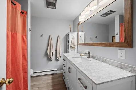 8 Pine Grove Road Exeter NH 03833