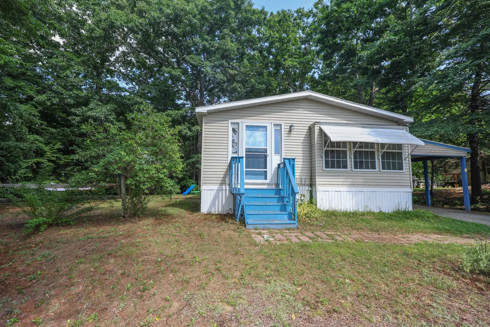 2 Elm Place Loudon NH 03307