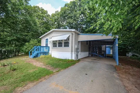 2 Elm Place Loudon NH 03307
