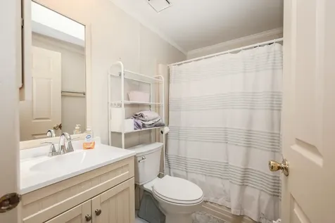 2 Elm Place Loudon NH 03307