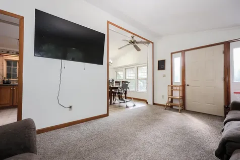 2 Elm Place Loudon NH 03307