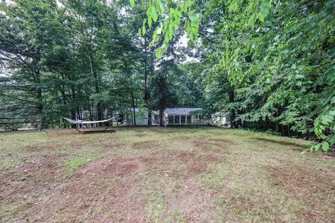 2 Elm Place Loudon NH 03307