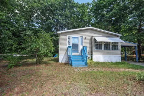 2 Elm Place Loudon NH 03307