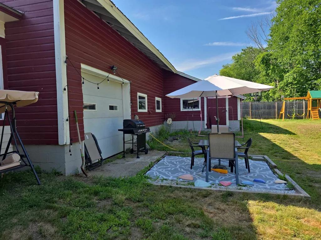 469 Old Claremont Road Charlestown NH 03603