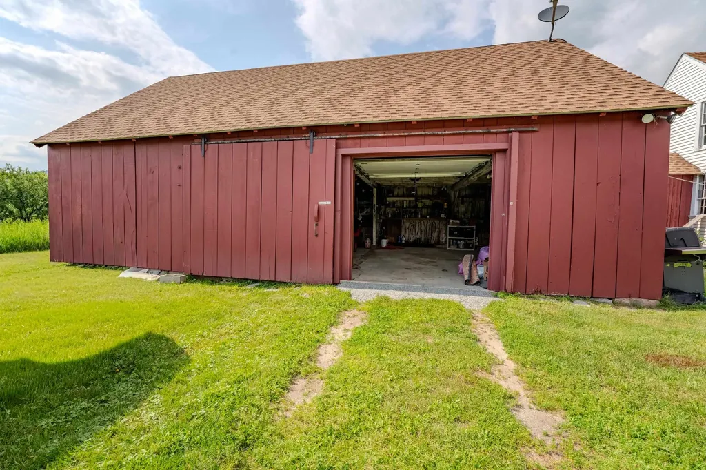 1366 Easton Road Franconia NH 03580