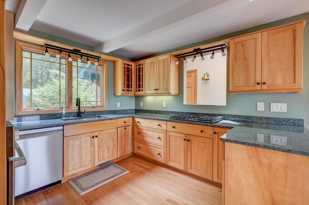 36 Oak Ridge Road Madison NH 03849