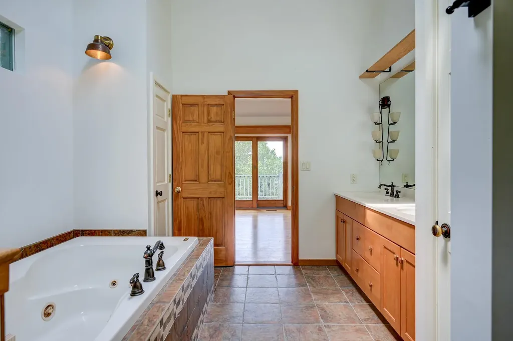 36 Oak Ridge Road Madison NH 03849