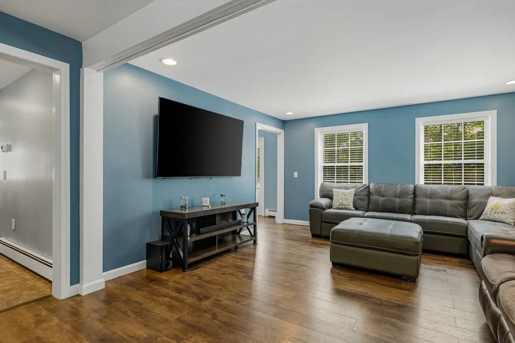 8 Lancelot Road Farmington NH 03835
