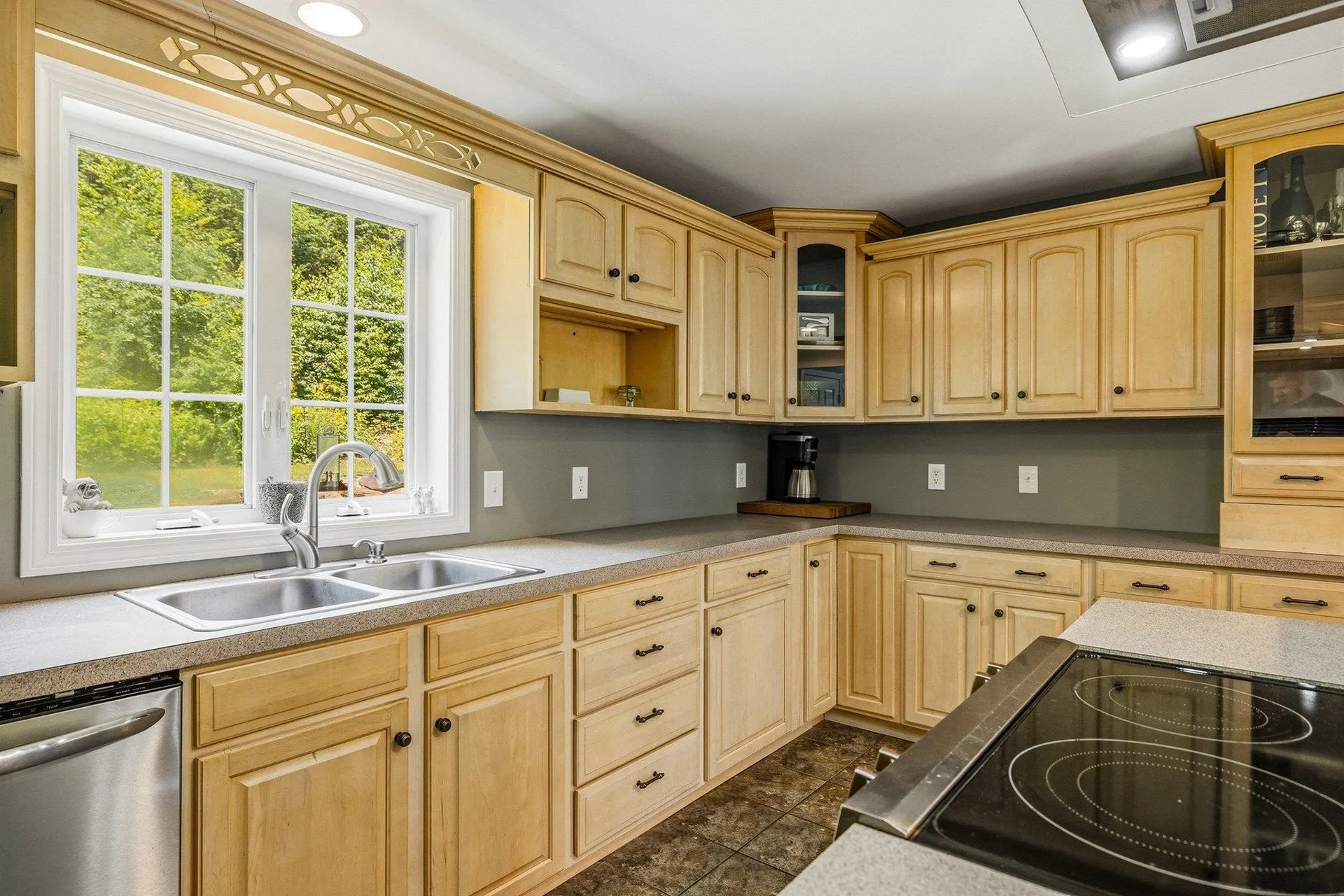 8 Lancelot Road Farmington NH 03835