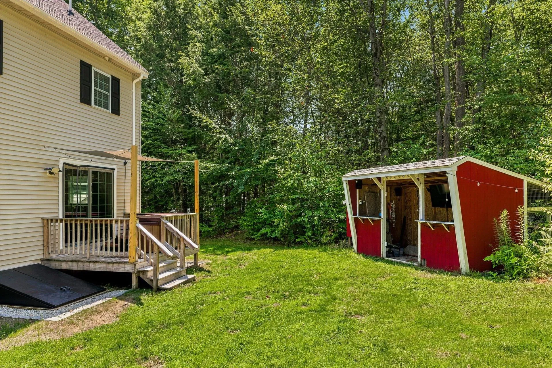 8 Lancelot Road Farmington NH 03835