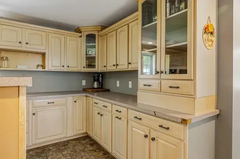 8 Lancelot Road Farmington NH 03835