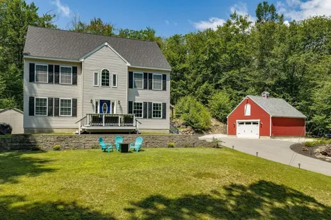 8 Lancelot Road Farmington NH 03835