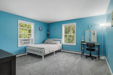 8 Lancelot Road Farmington NH 03835