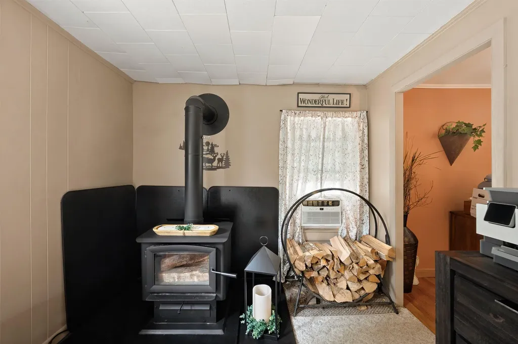 23 Lake Tarleton Road Warren NH 03279