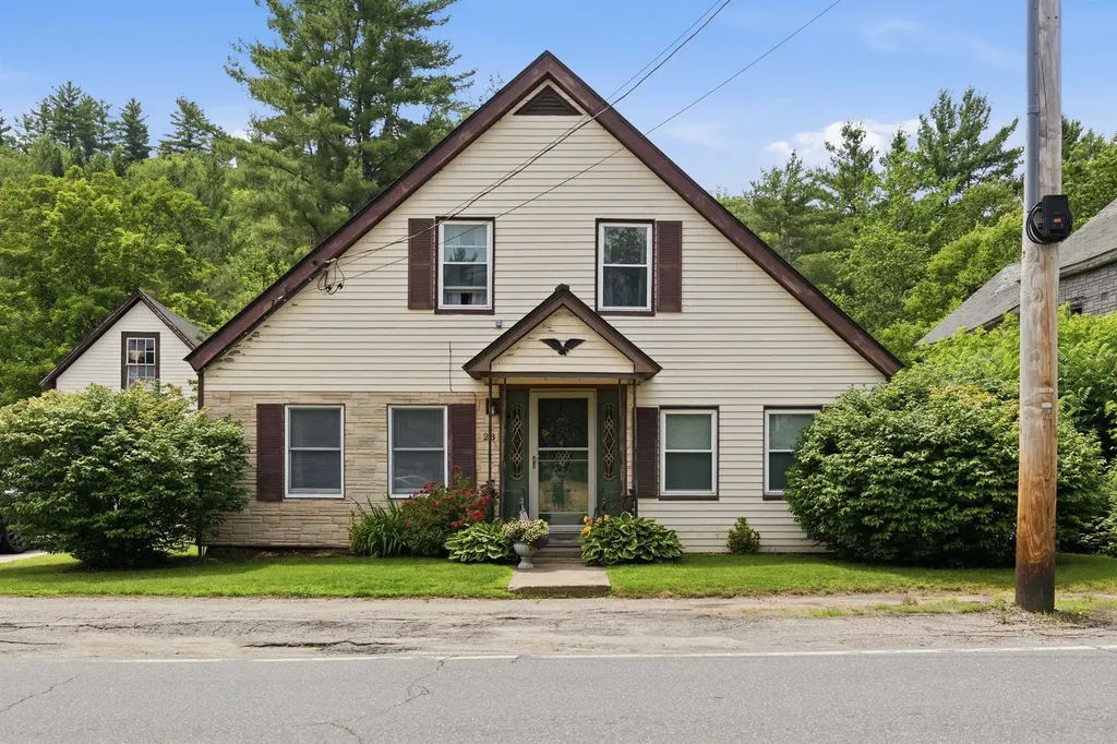 23 Lake Tarleton Road Warren NH 03279