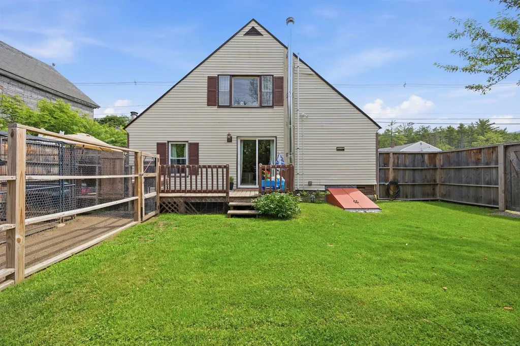23 Lake Tarleton Road Warren NH 03279