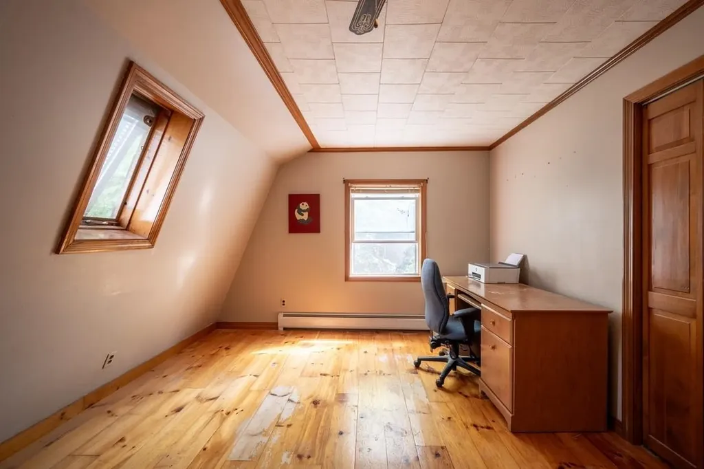 17 Bunny Lane Weybridge VT 05753