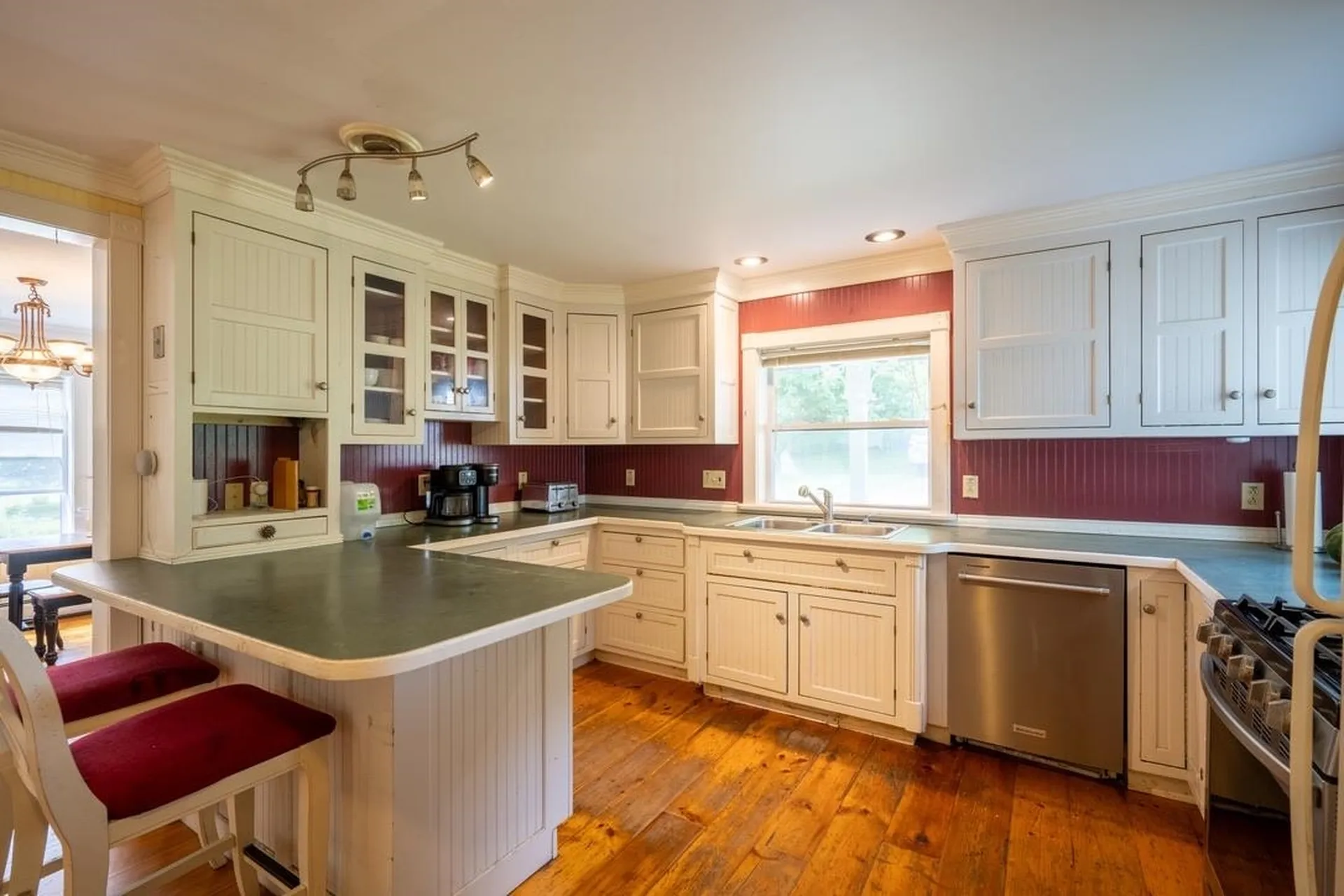 17 Bunny Lane Weybridge VT 05753