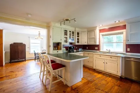 17 Bunny Lane Weybridge VT 05753