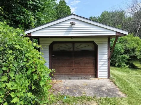 17 Bunny Lane Weybridge VT 05753