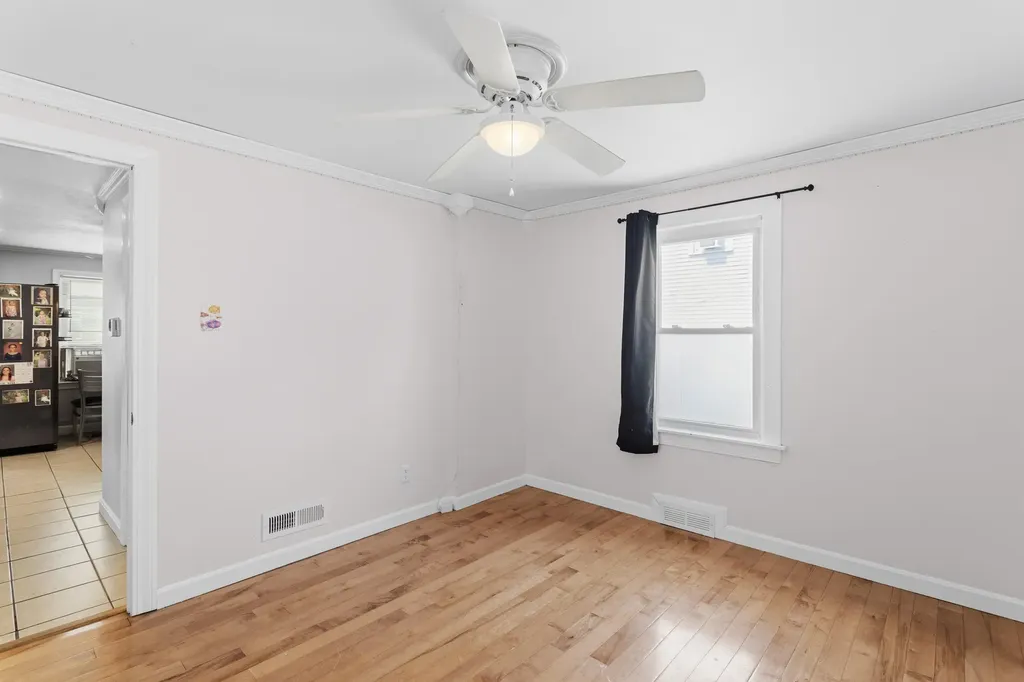 196 Dewey Street Manchester NH 03103