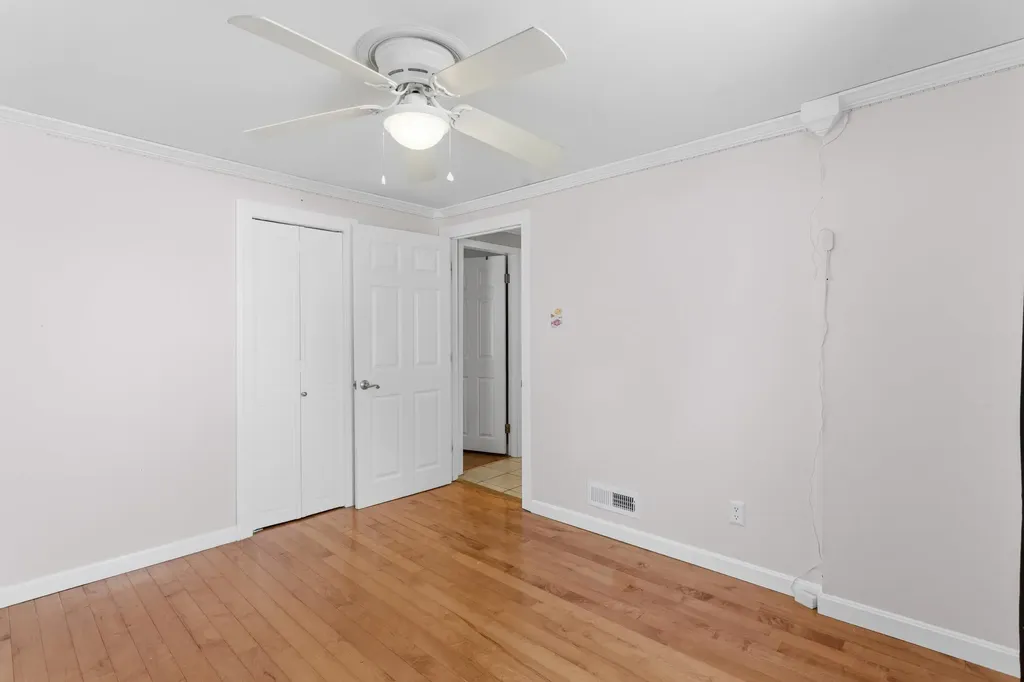 196 Dewey Street Manchester NH 03103