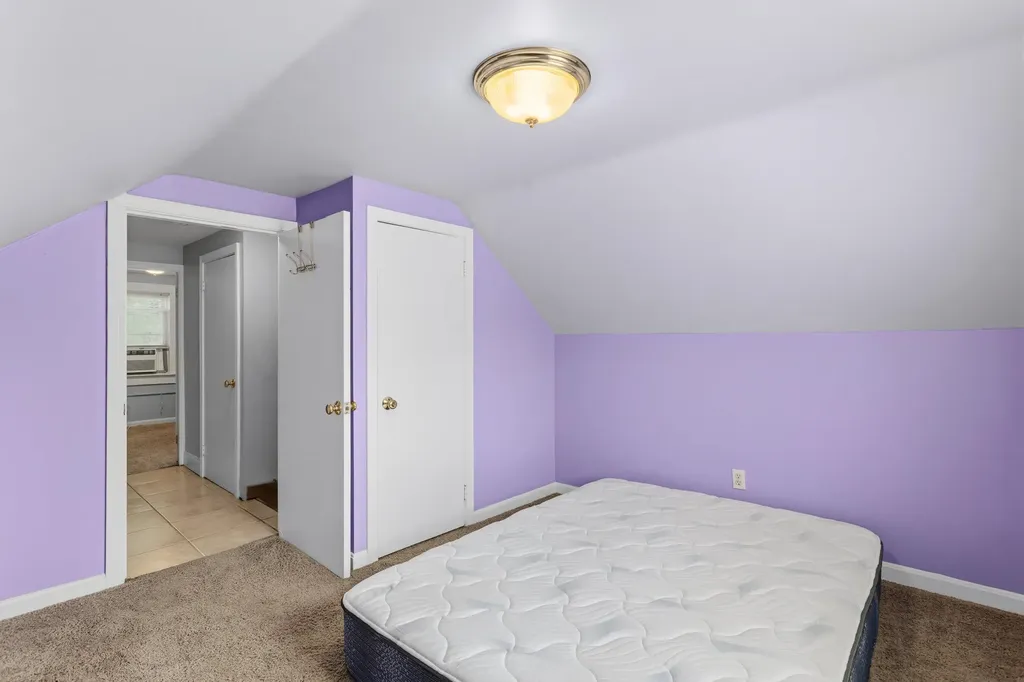 196 Dewey Street Manchester NH 03103